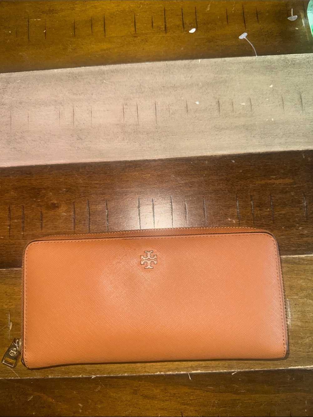Tory Burch Saffiano Zip Wallet in Burnt Orange